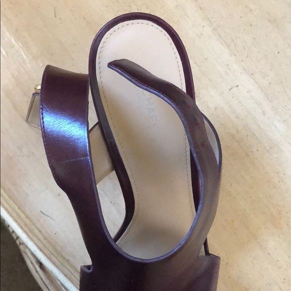 Michael Kors Josephine Wedge - Picture 3 of 4